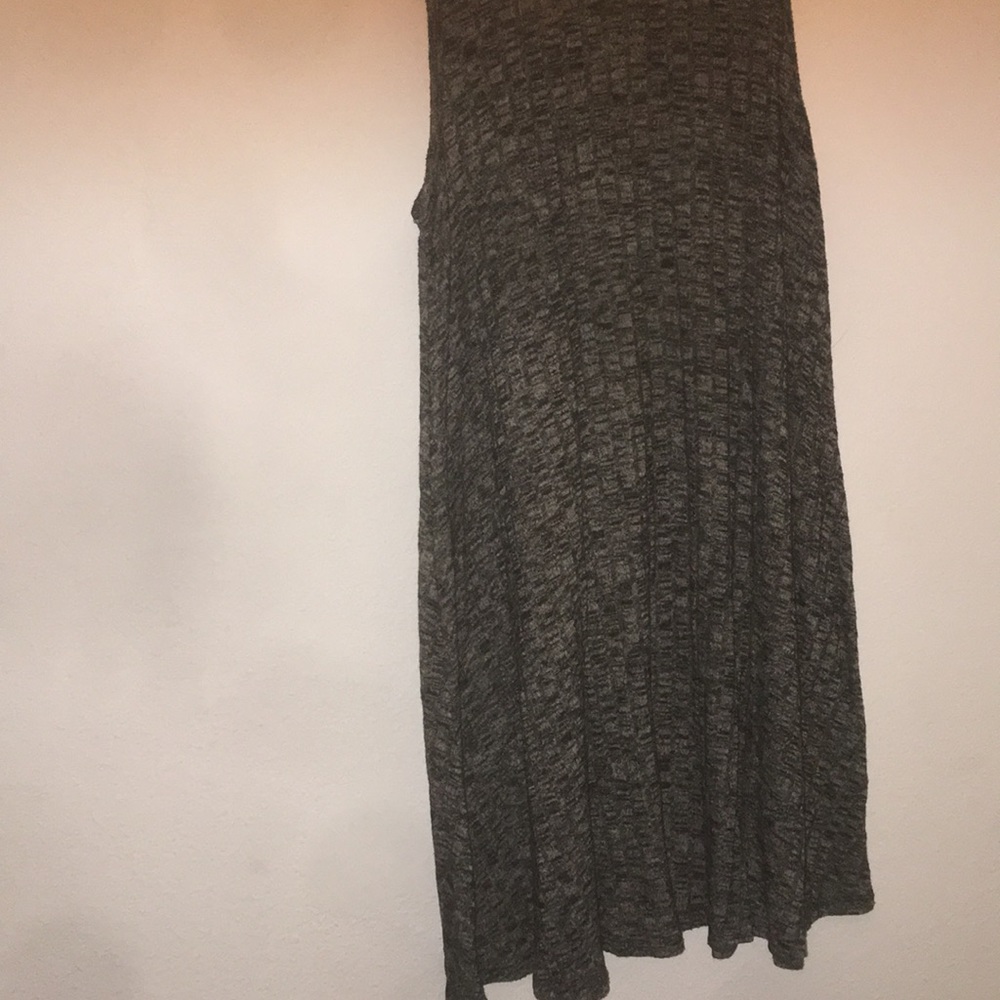 Dress - Picture 3 of 6